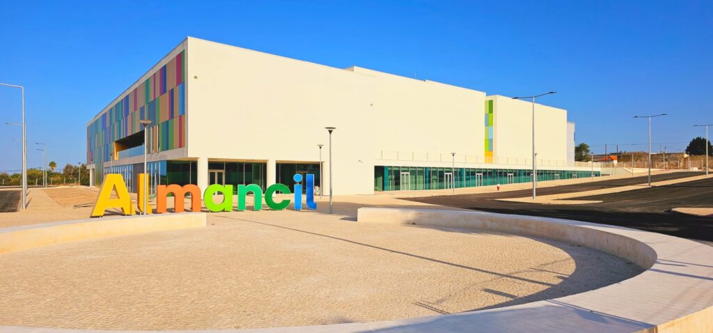 pavilhao multiusos 25 de abril almancils new sports centre