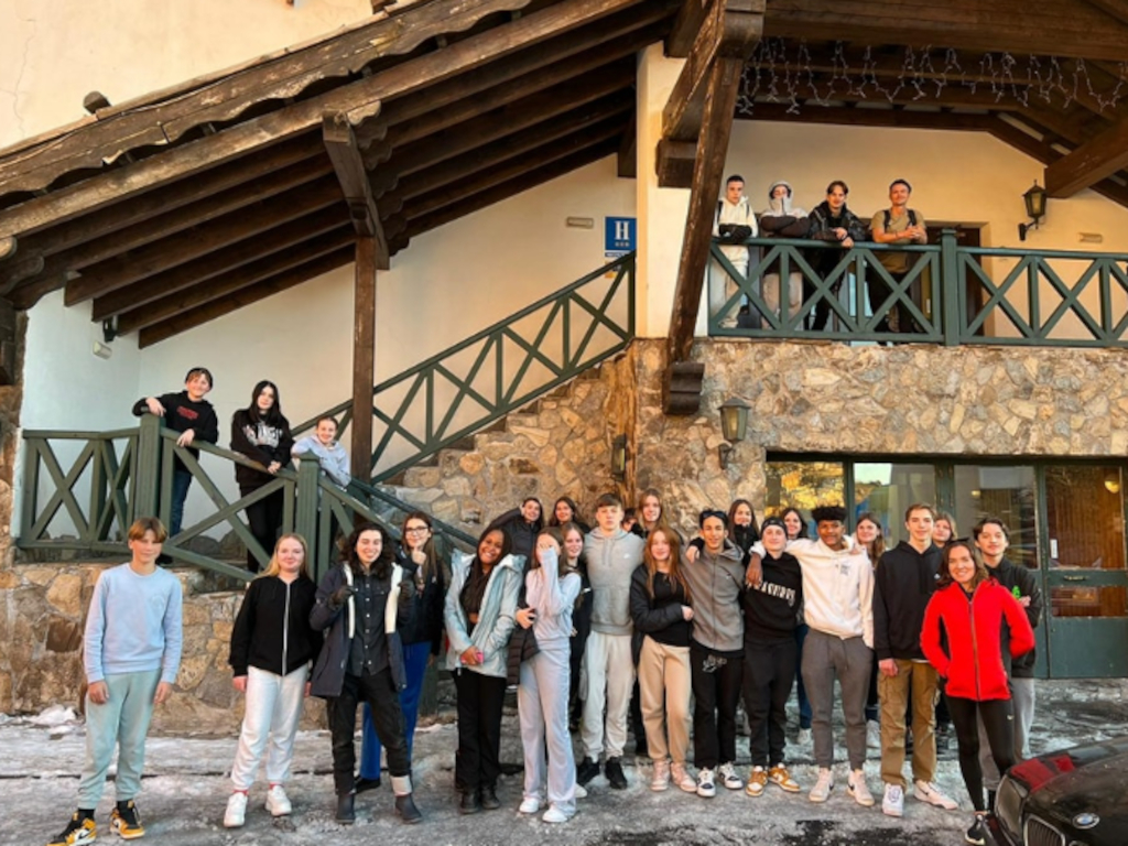 ais school ski trip 2023